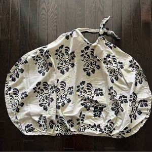 Balboa Baby Nursing Cover with Adjustable Neck Strap